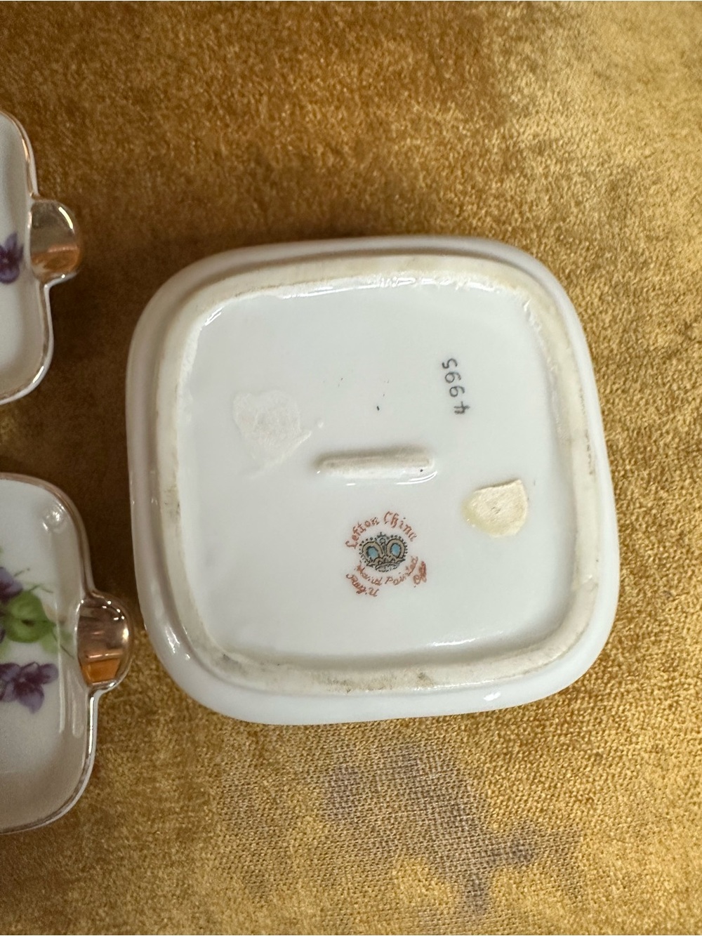 Set of 4 Mid Century Lefton Mini Ashtrays with Holder Violets Floral Vintage - Picture 10 of 13